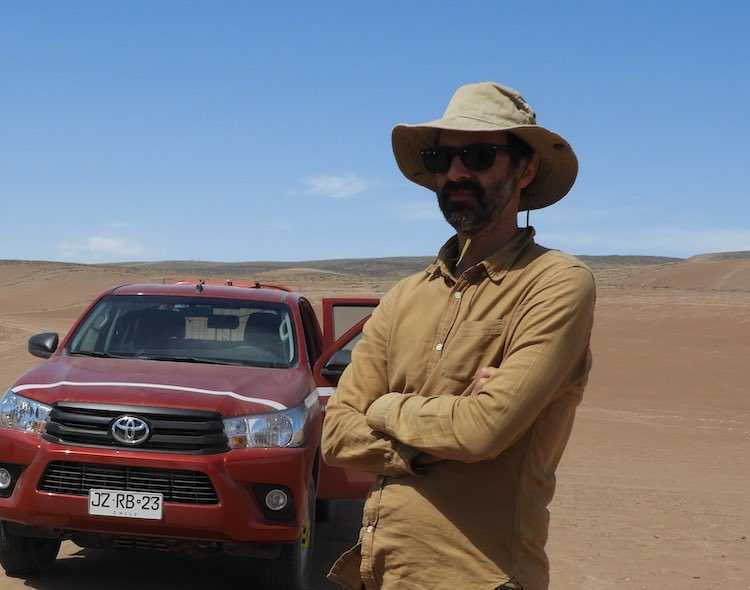 Foto del profesor Camilo del Río de Geografía UC